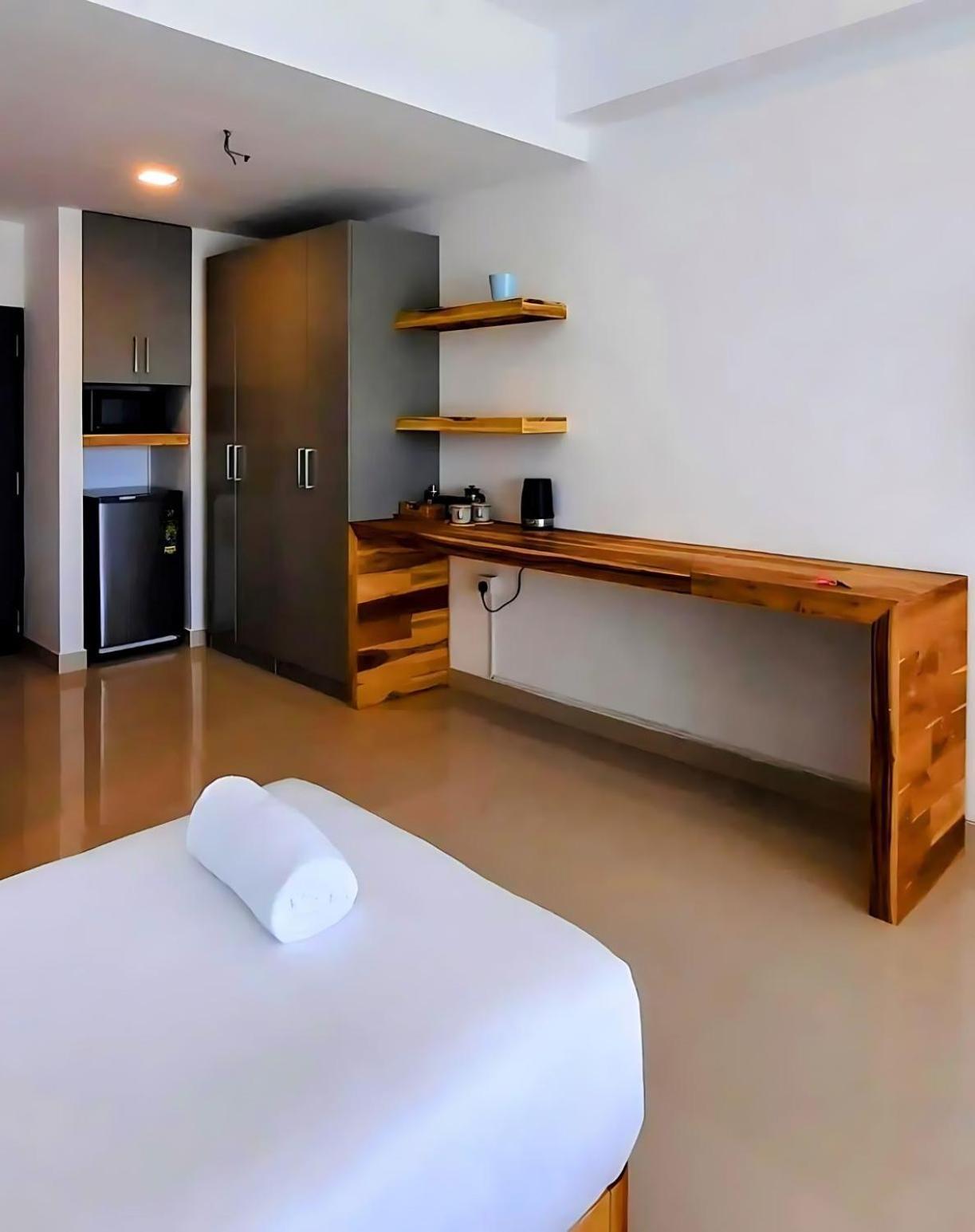 Negombo Ocean Breeze - Bliss On The Beach Luxury Apartments By Serendib Vacation Exterior photo
