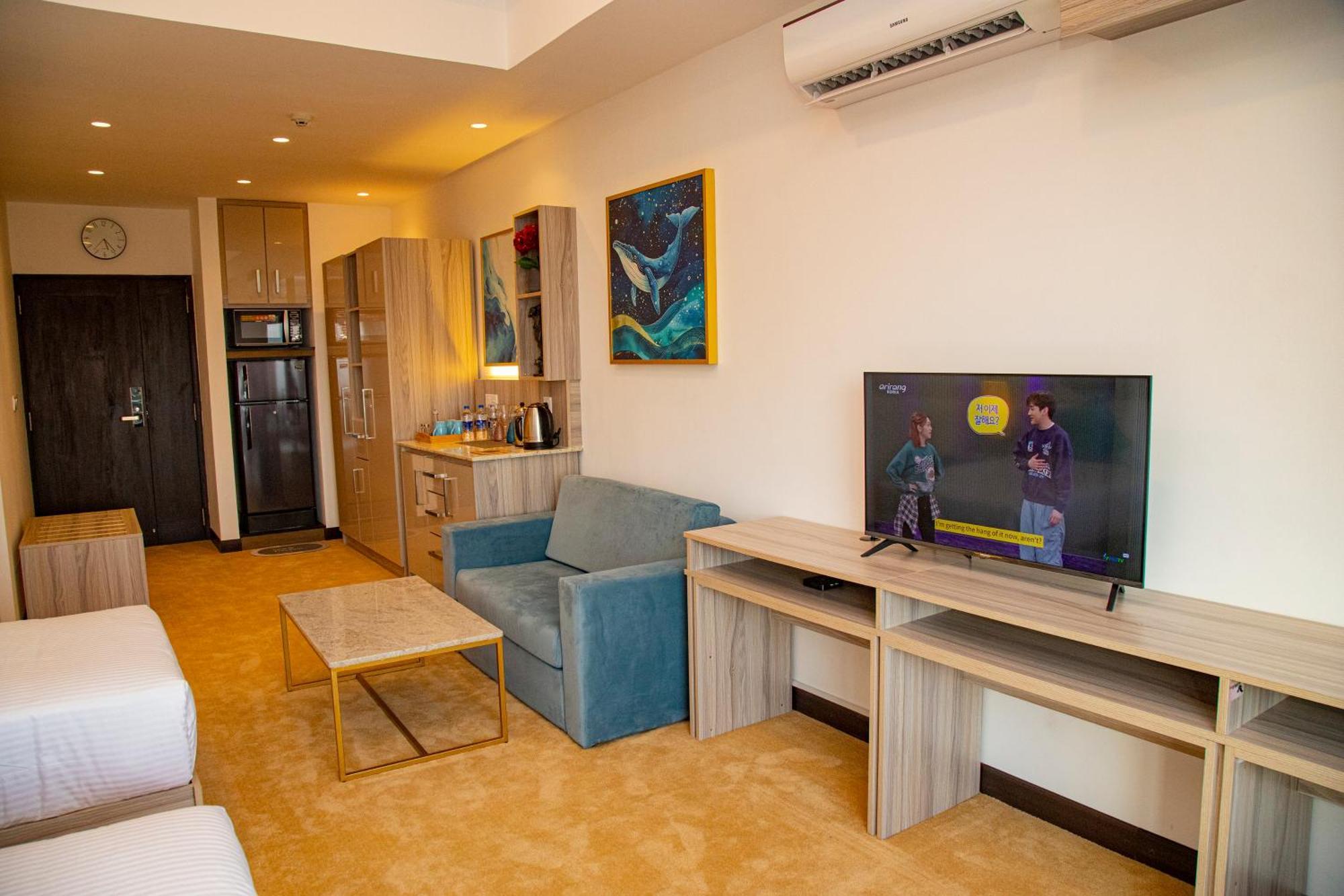 Negombo Ocean Breeze - Bliss On The Beach Luxury Apartments By Serendib Vacation Exterior photo