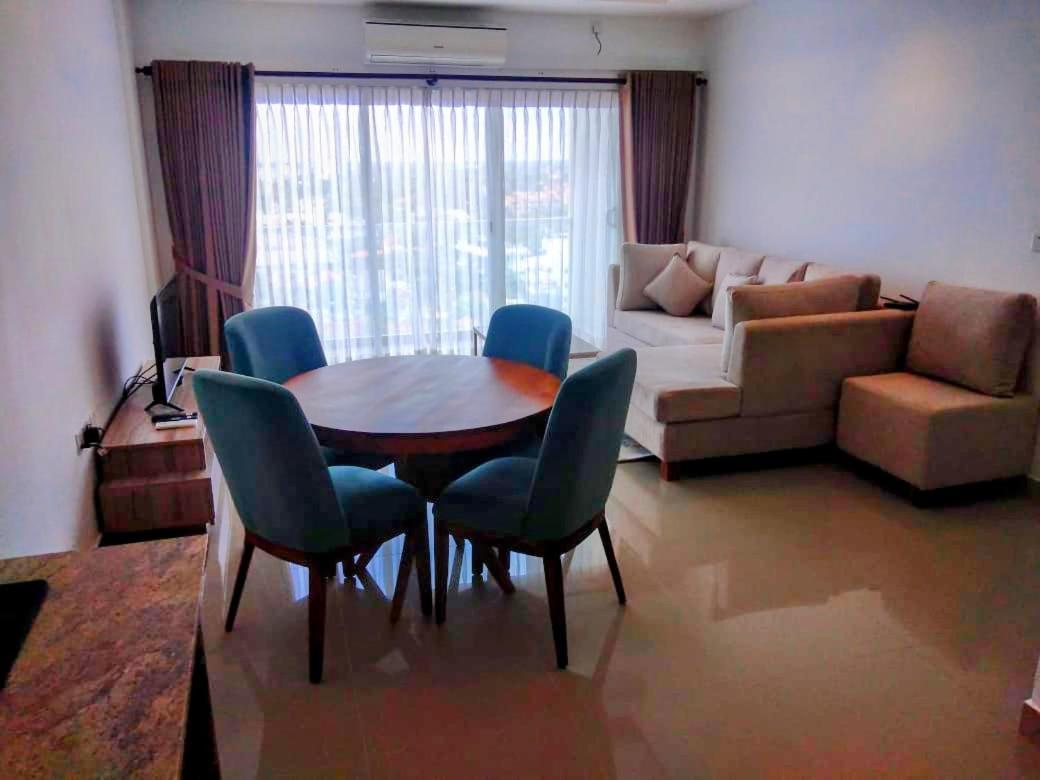 Negombo Ocean Breeze - Bliss On The Beach Luxury Apartments By Serendib Vacation Exterior photo